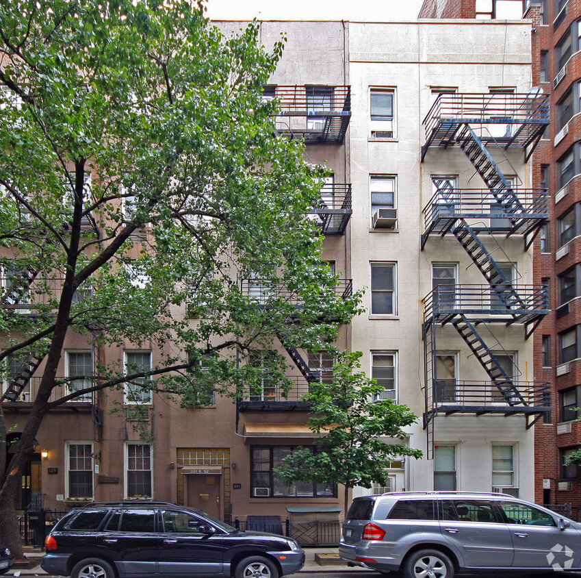 Foto principal - 331 E 52nd St