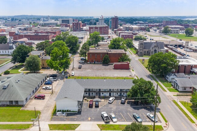 Interior Photo - MF-08-Belle Grove Apartments