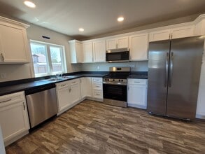 Building Photo - 3214 Mill Ln