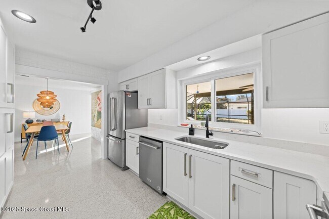 Foto del edificio - 231 Fifth Ave