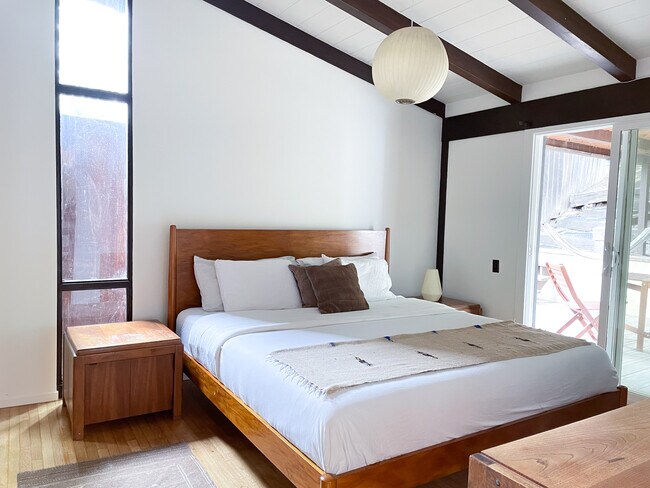 Foto del edificio - 20918 Dumetz Rd