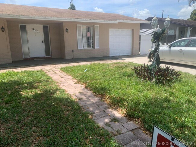 Building Photo - 9640 SW 1st Pl