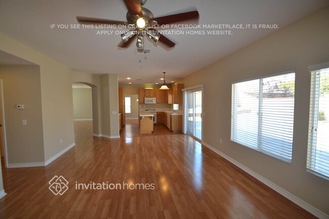 Building Photo - 42863 Fairlee Dr