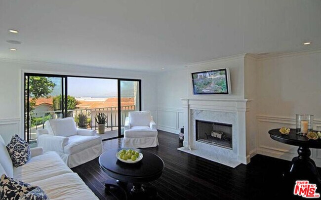 Foto del edificio - 6780 Shearwater Ln