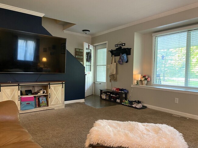 Sala de estar - 4602 Vettelson Rd