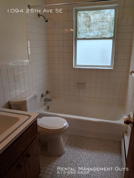 Foto del edificio - 3 bedroom in Minneapolis MN 55414