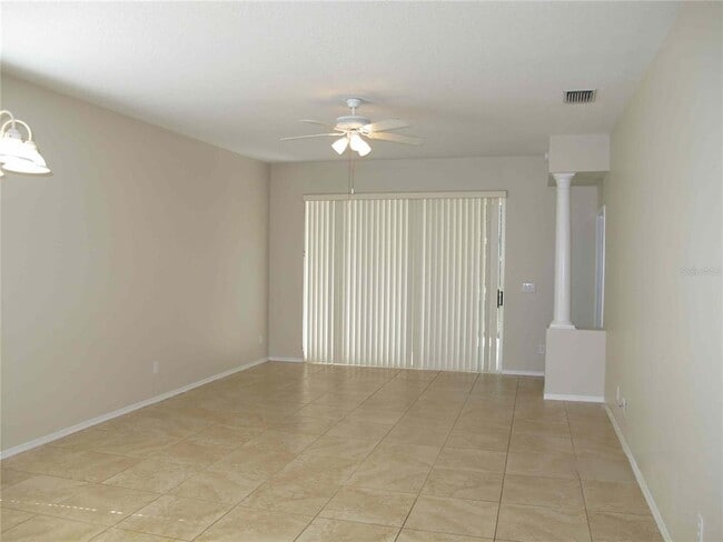 Building Photo - 115 Redtail Pl