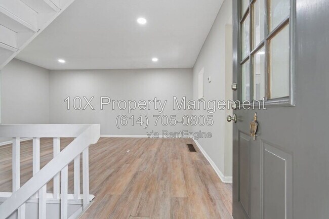 Building Photo - 3079 Cooper Bluff Dr