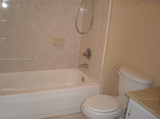 Foto del edificio - 7920 N Colony Cir
