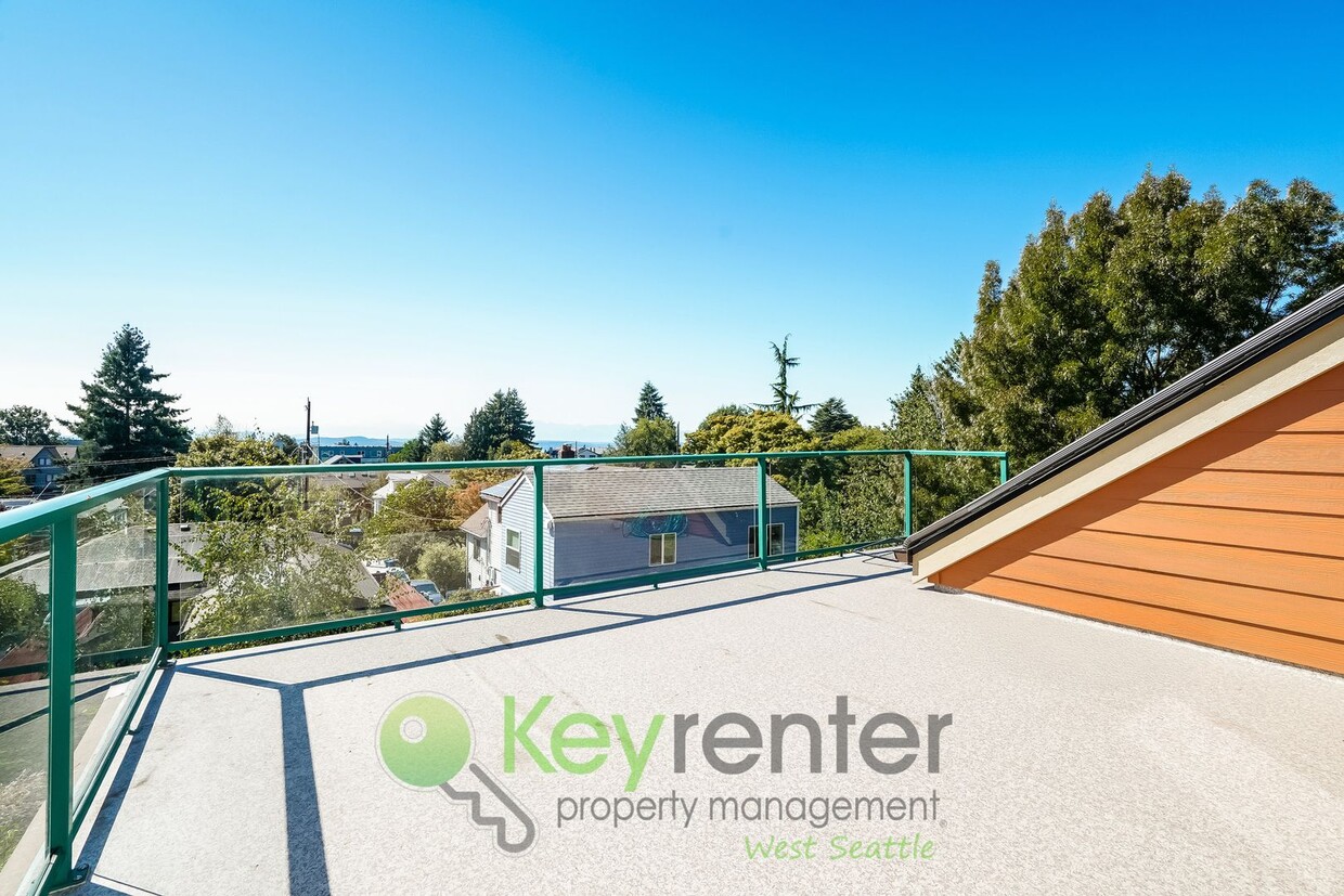 Primary Photo - Bright 2-Bedroom with Garage, Storage, and...