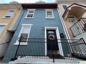 Building Photo - 27 N Warren St