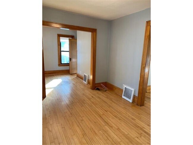 Foto del edificio - 522 View St