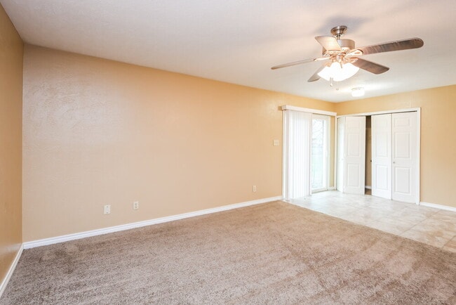 Building Photo - 2255 Goldleaf Ct