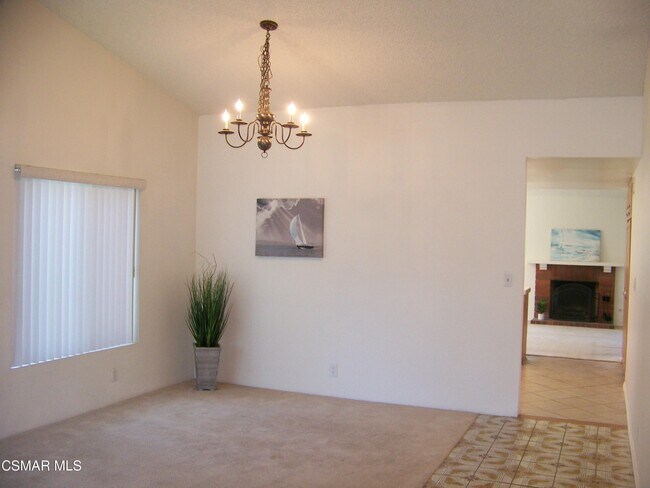 Building Photo - 3861 Coronado Cir