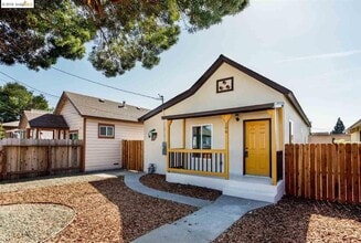 Building Photo - 106 Chanslor Ave Building Photo - 106 Chanslor Ave