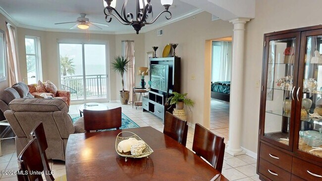 Foto del edificio - 2230 Beach Dr