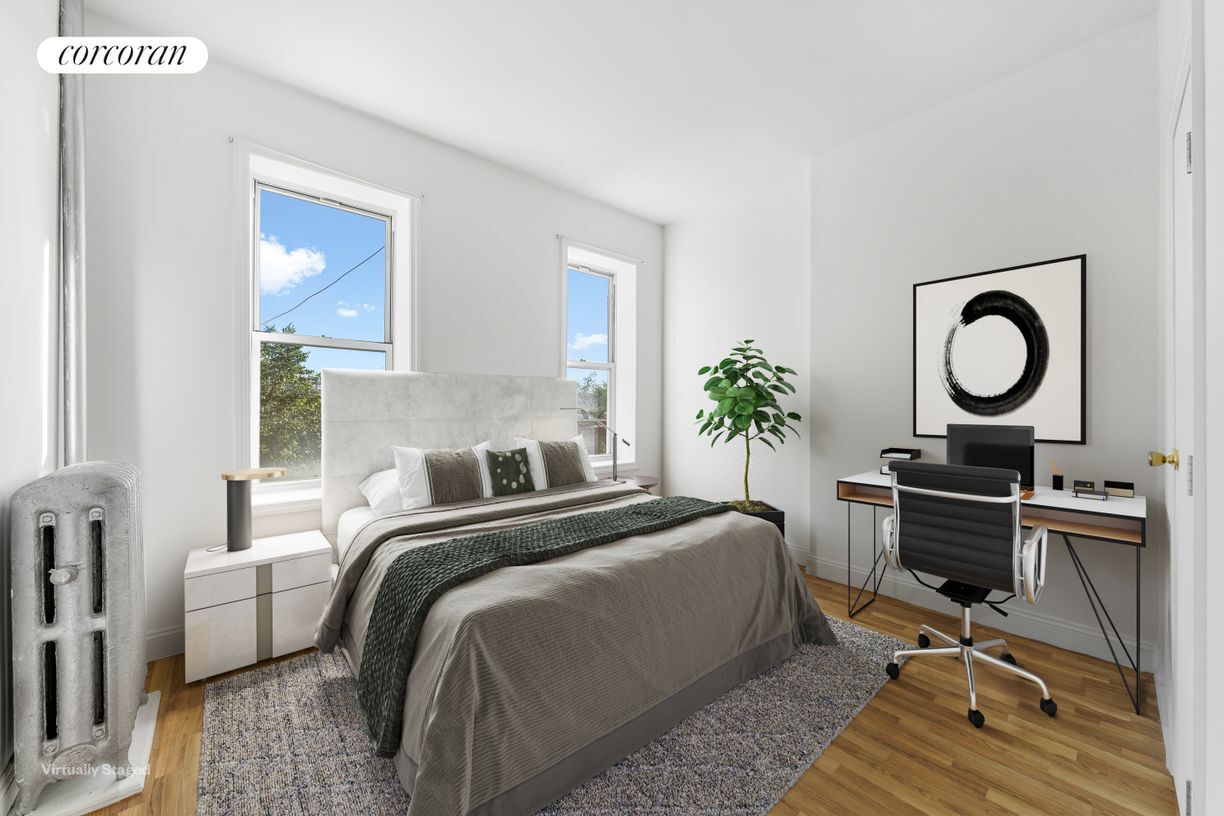 Primary Photo - 455 42nd St
