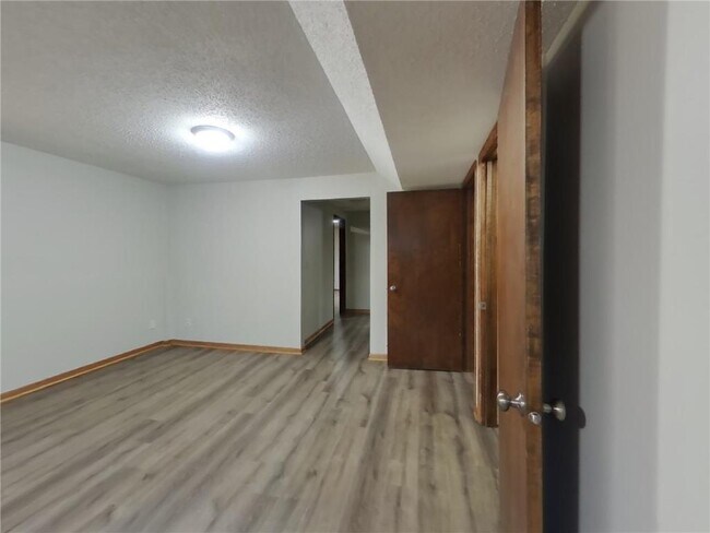 Foto del edificio - 6300 74th Ave N