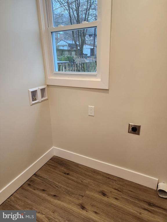 Foto del edificio - 120 Chester Ave