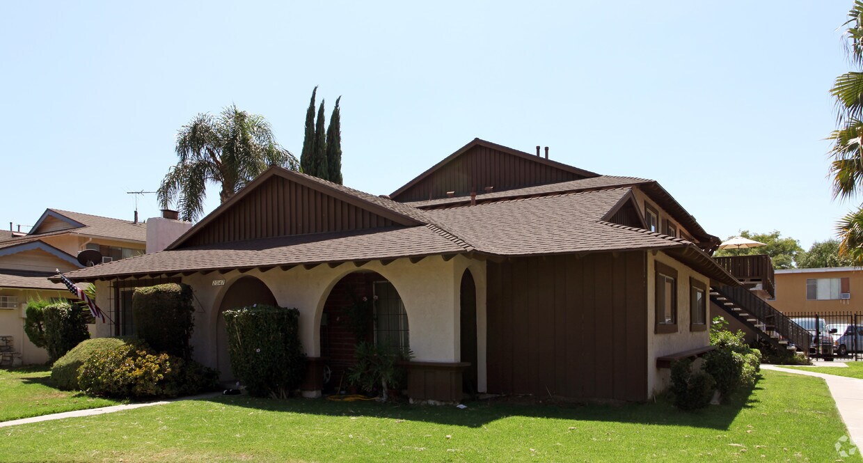 Foto principal - 2047 S Jetty Dr