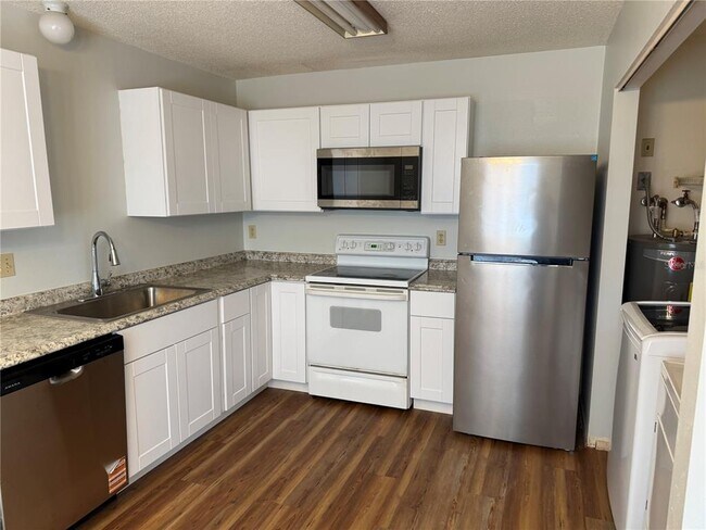 Foto del edificio - 1780 Shadow Ln