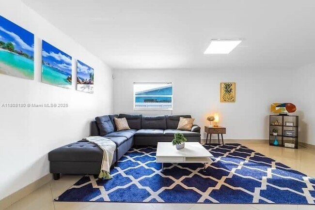 Foto del edificio - 2708 SW 47th St