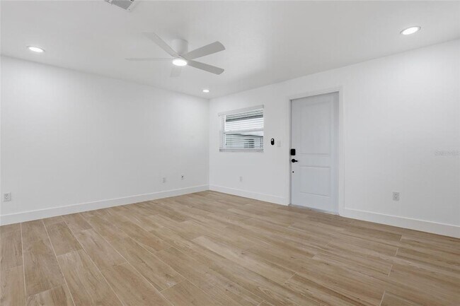 Foto del edificio - 4460 Oakley St