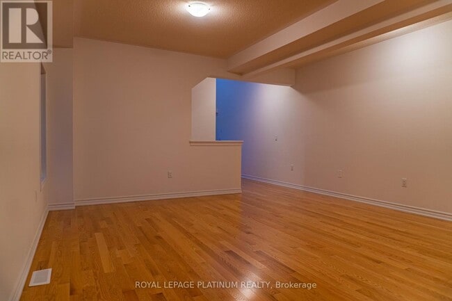 Building Photo - 434 Van Dusen Ave