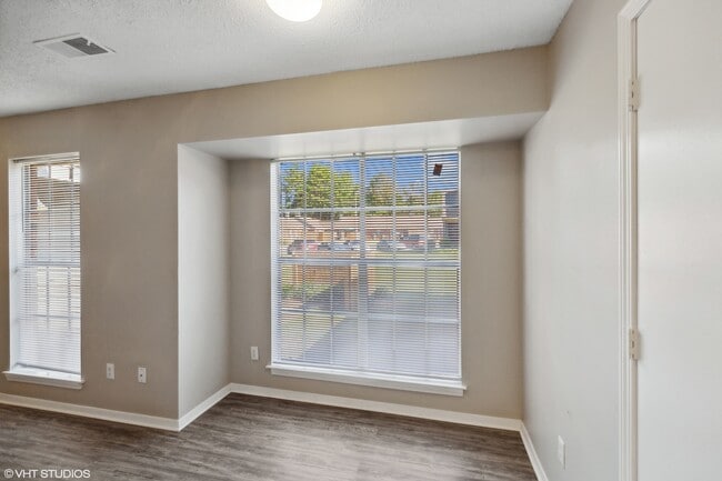 Building Photo - The Birches Apartment Homes