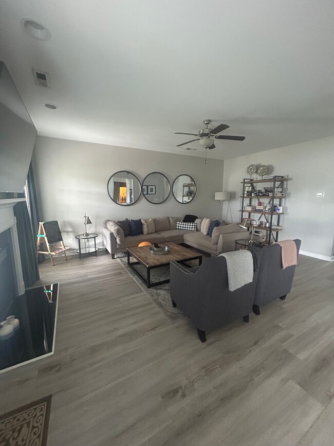 Foto del edificio - 4304 Dublin Rd