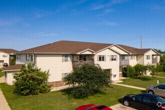 Pondview Apartments photo'