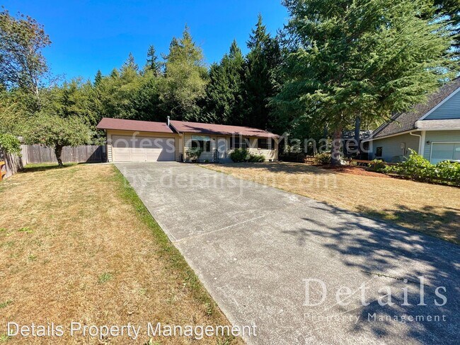 Building Photo - 3 br, 1.5 bath House - 19338 NE Crestwood Ct
