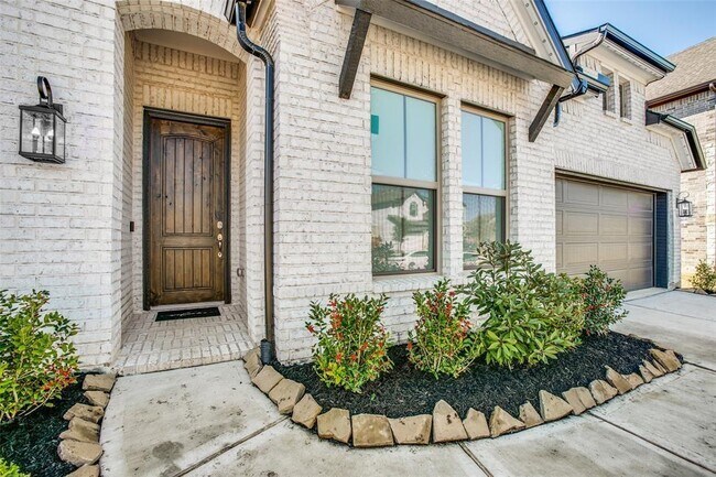 Building Photo - 18015 Cowboy Creek Trail
