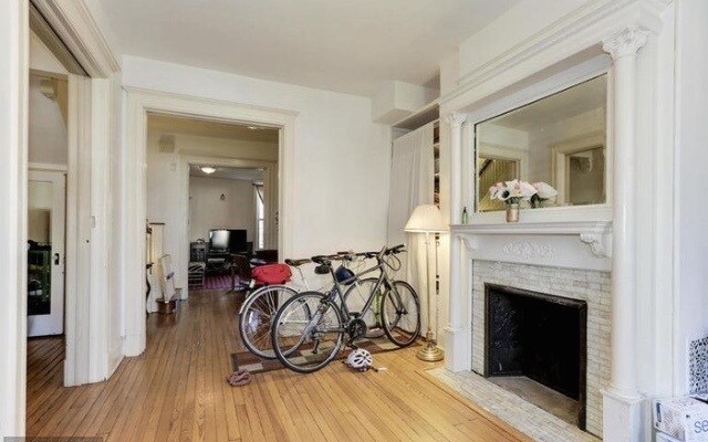 Foto del edificio - 30 R St NW