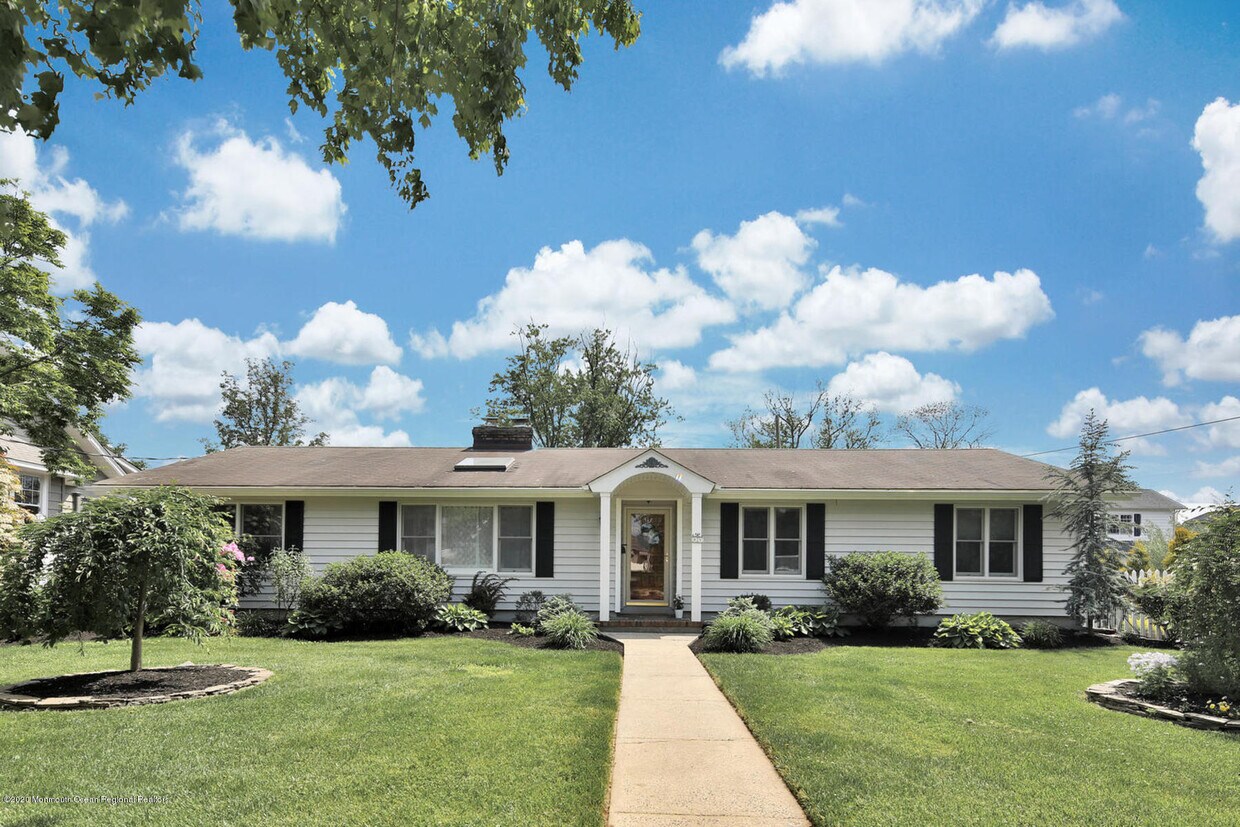 27 Washington Ave, Rumson, NJ 07760 House Rental in Rumson, NJ