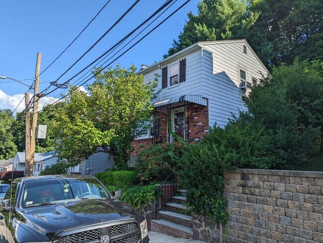 Building Photo - 97 Langley Rd