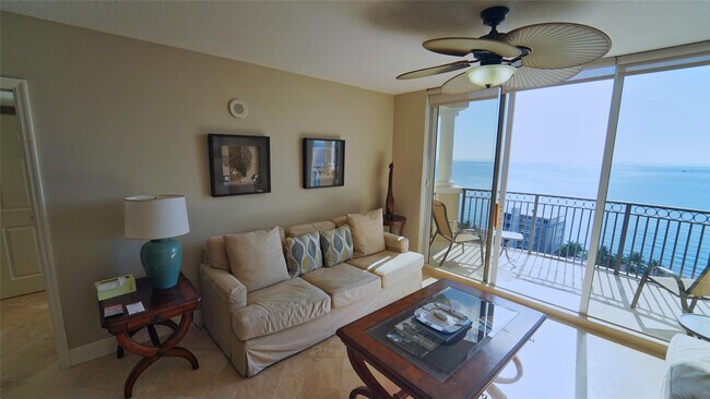 Foto del edificio - 2011 N Ocean Blvd