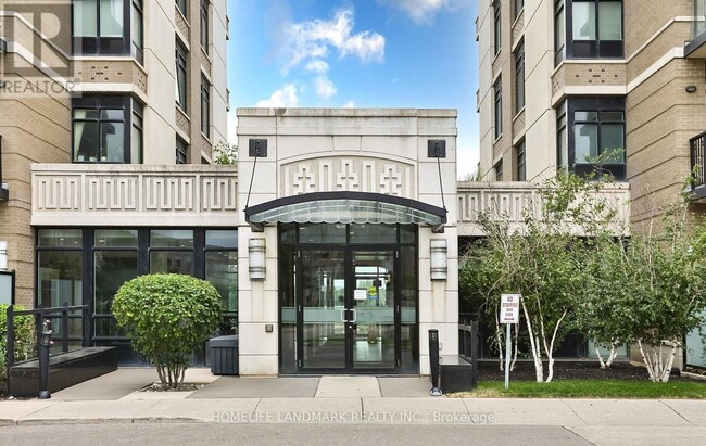Building Photo - 131-131 Upper Duke Crescent