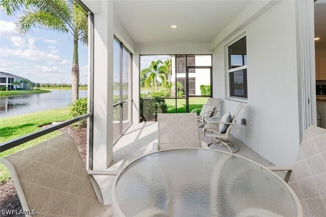 Foto del edificio - 5739 Oakmont Ct