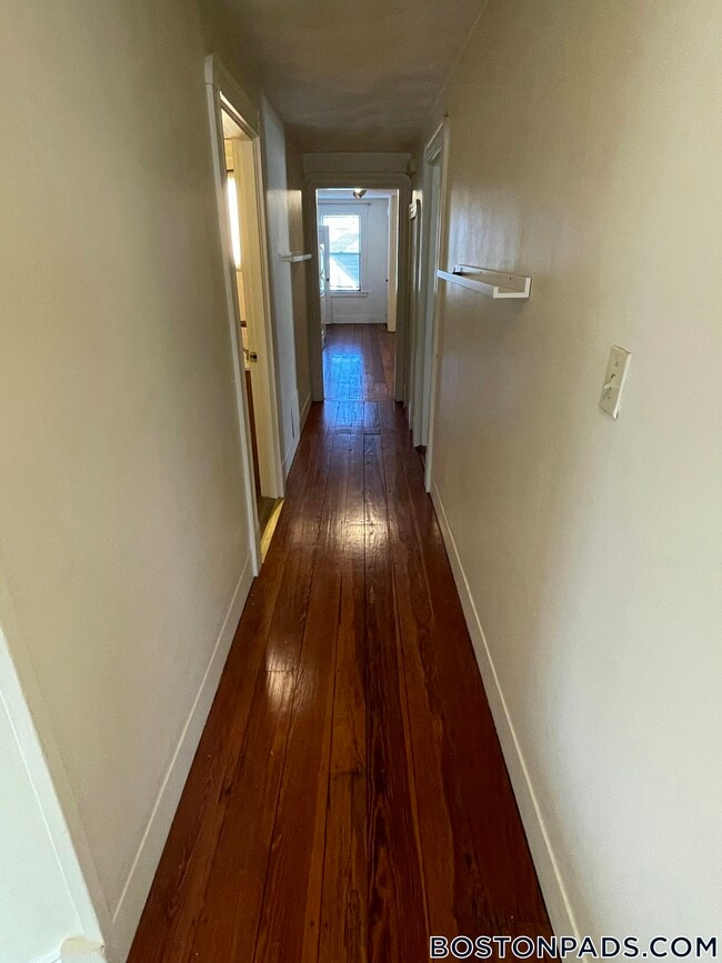 Foto del edificio - 79 Electric Ave