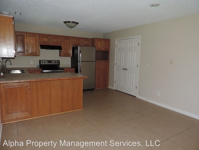 Building Photo - 153 SE 1171