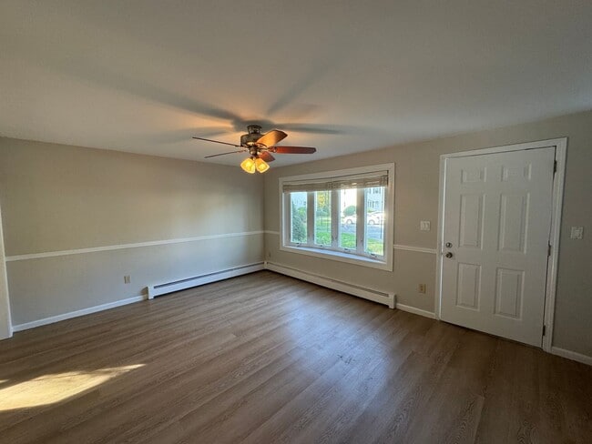 Photo - 20 Northwoods Cir House