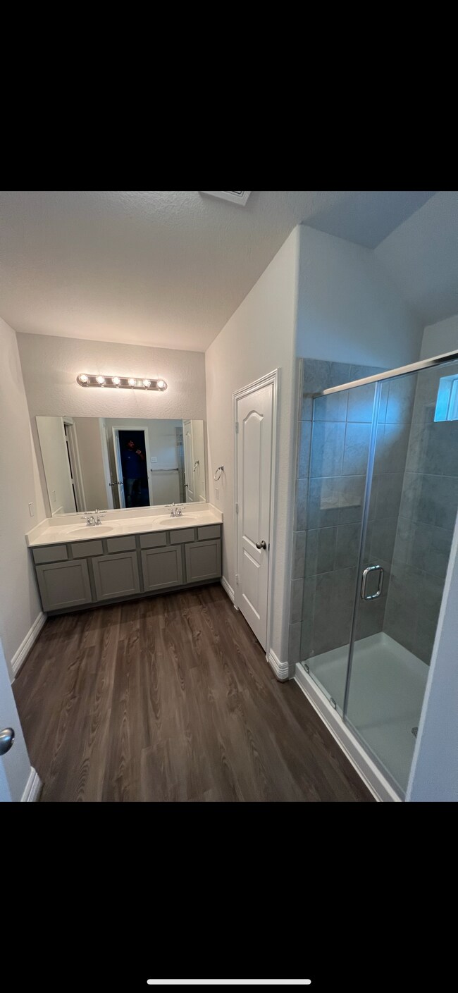 Foto del edificio - 40510 Berylline Ln