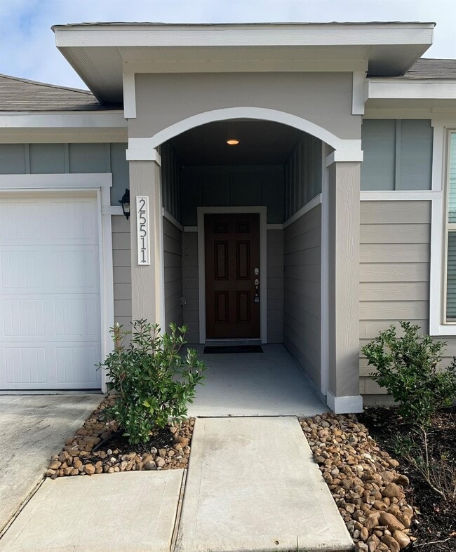Building Photo - 25511 Northpark Lake Dr