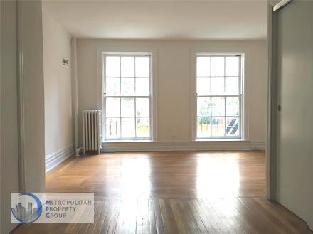 Primary Photo - 1045 Lexington Ave