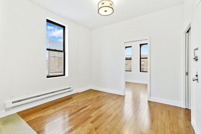 Foto del edificio - 477 3rd St