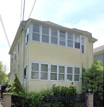 Building Photo - 35 Gloucester St