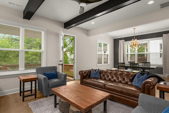 Foto del edificio - 500 Waycross Dr