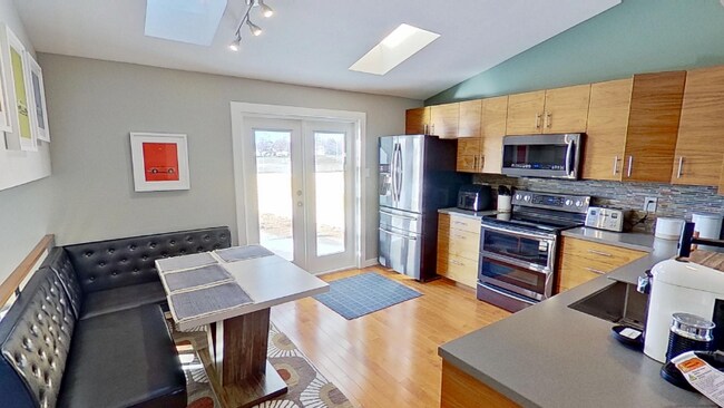 Foto del edificio - 11409 Jay St