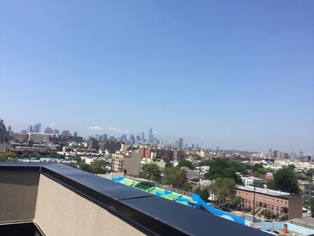 Foto principal - 699 Marcy Ave